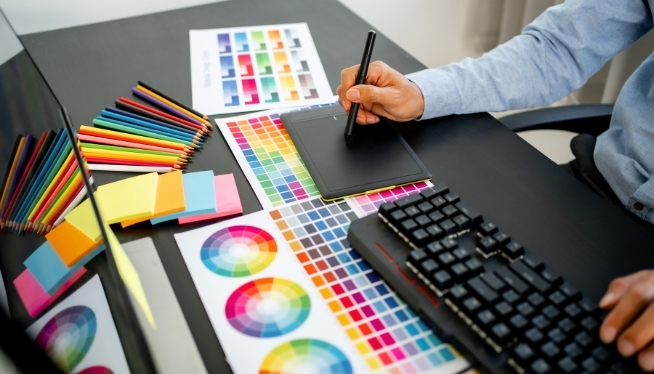 graphic service featured
